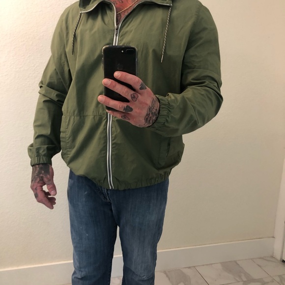 Men’s windbreaker jacket - Picture 2 of 4